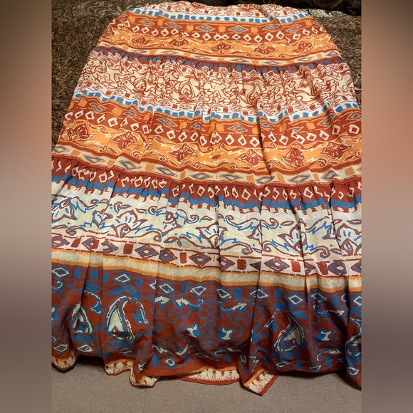 Colorful Patterned Dress - Picture 2 of 3